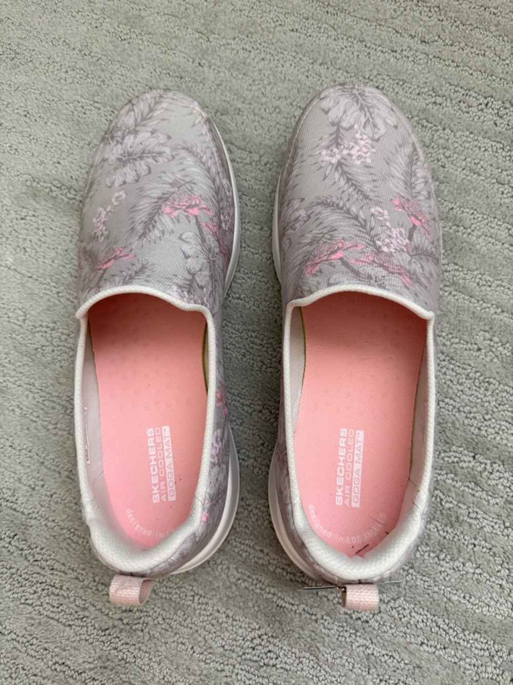 NEW! Skechers floral print taupe/pink shoes, size 9, go walk joy - Picture 2 of 7